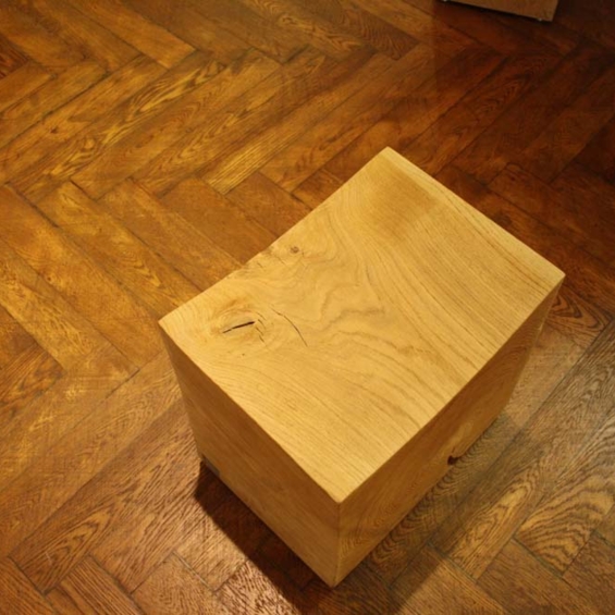 RIVA Hocker Napa Small 42x30x44cm Eiche massiv