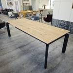 Esstisch (ausziehbar) BTH: ca. 180 (250) x 100 x 79 cm  Platte: Eiche