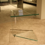 DREIECK Beistelltisch Assito Glas