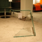 DREIECK Beistelltisch Assito Glas