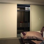 TRÜGGELMANN Kleiderschrank weiß/grau