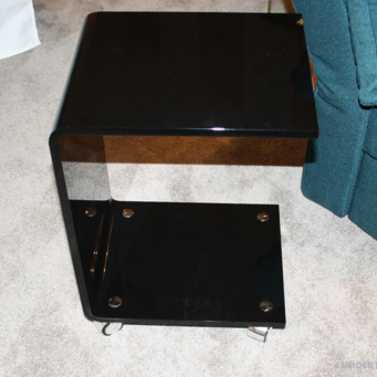 Beistelltisch mit Rollen Acryl schwarz